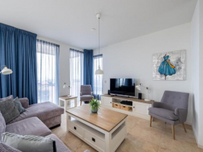 Luxury apartment just a stone throw from North Sea